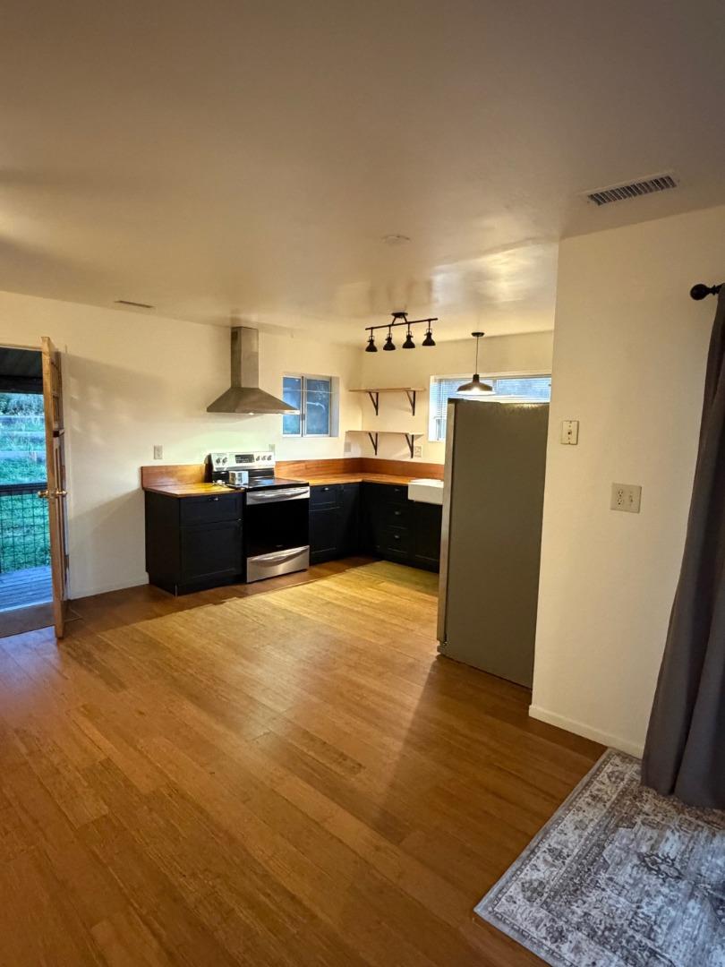 11100 La Honda Road Woodside, CA 94062 - Photo 14 of 32