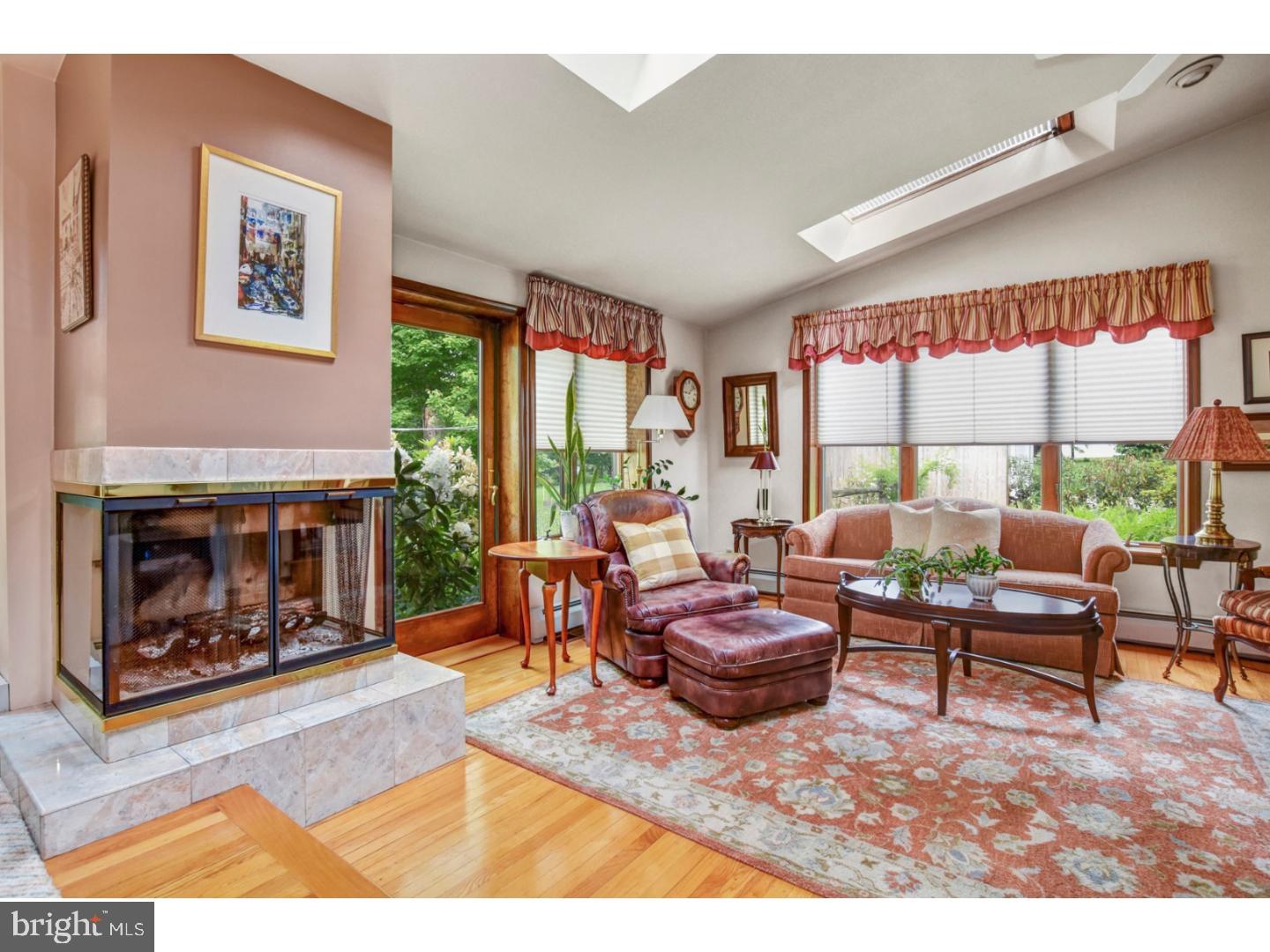 1480 Sugartown Road Paoli, PA 19301 - Photo 5 of 24 Family Room
