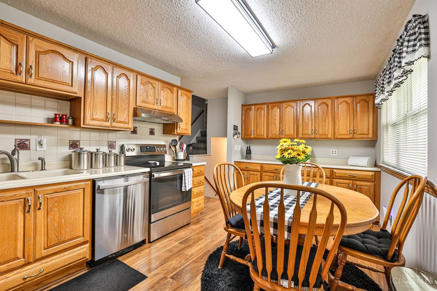 4320 Glenhaven Road Cincinnati, OH 45238 - Photo 9 of 35 Gallery Image 9
