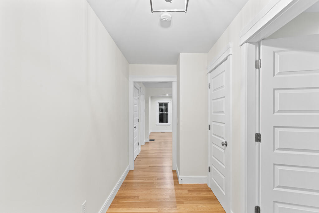 11 Roaring Rock Road Saco, ME 04072 - Photo 5 of 31 DSC02176