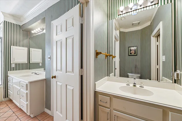 $899,999 | 22711 Bay Hollow Drive, Katy, TX 77450