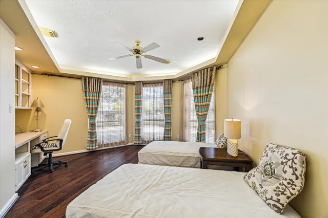 $899,999 | 22711 Bay Hollow Drive, Katy, TX 77450