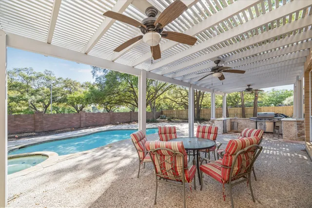 $899,999 | 22711 Bay Hollow Drive, Katy, TX 77450