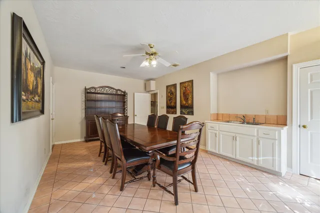 $899,999 | 22711 Bay Hollow Drive, Katy, TX 77450