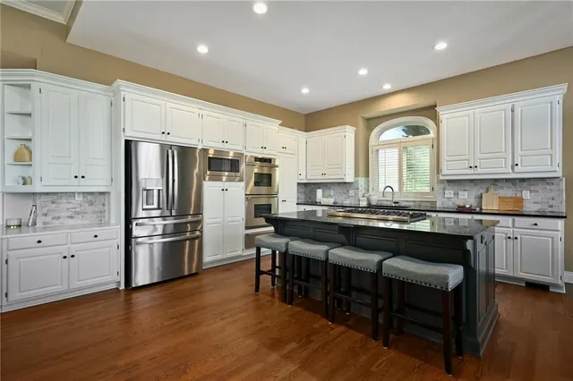 $849,900 | 15457 Iron Horse Circle, Leawood, KS 66224