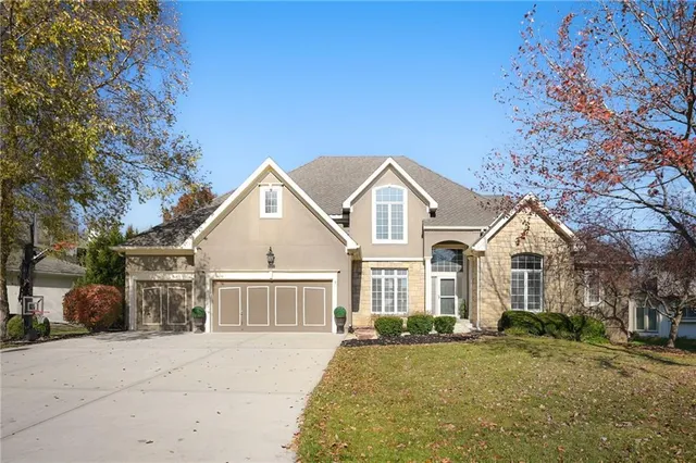 $849,900 | 15457 Iron Horse Circle, Leawood, KS 66224