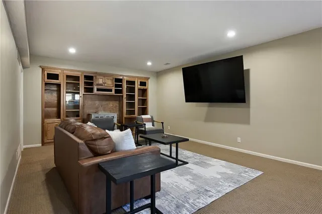 $849,900 | 15457 Iron Horse Circle, Leawood, KS 66224