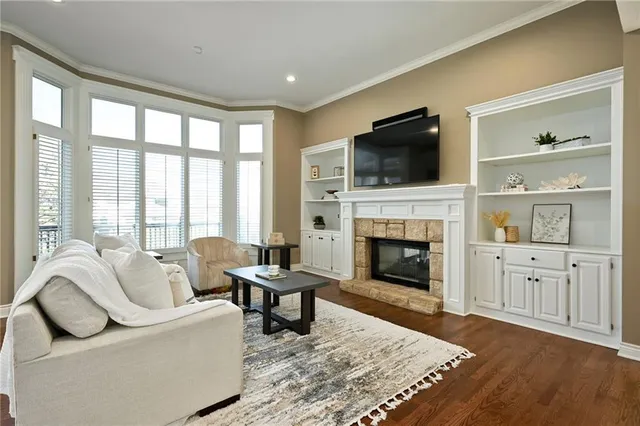 $849,900 | 15457 Iron Horse Circle, Leawood, KS 66224