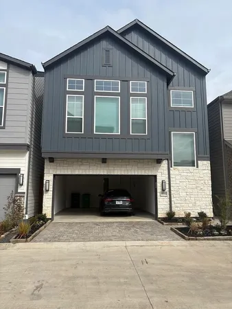 $3,400 | 16046 Mason Run Drive, Houston, TX 77079