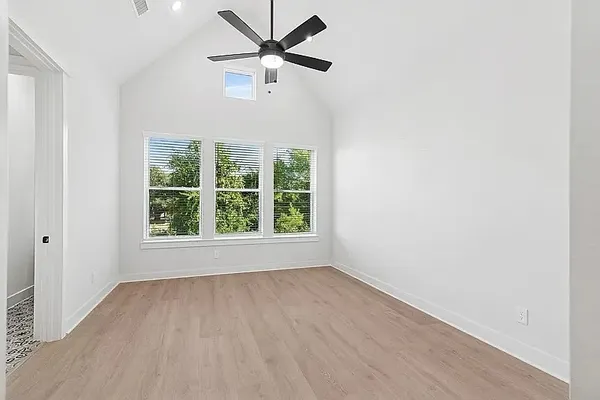 $3,400 | 16046 Mason Run Drive, Houston, TX 77079