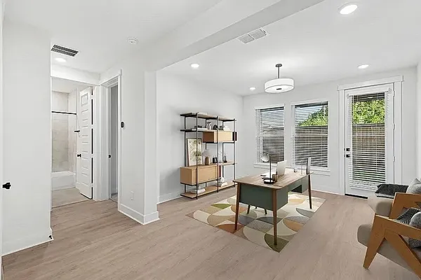 $3,400 | 16046 Mason Run Drive, Houston, TX 77079