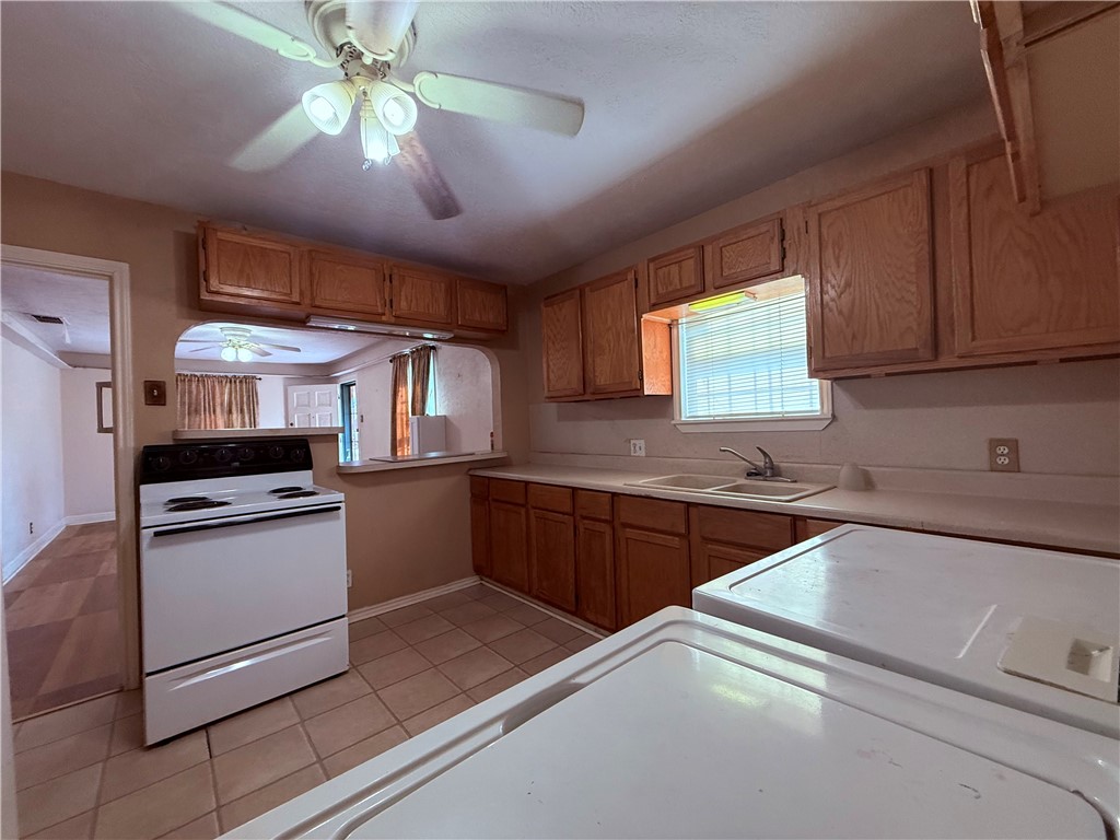 1602 14th Street Corpus Christi, TX 78404 - Photo 4 of 15