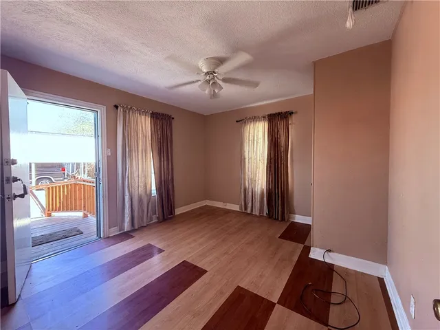 $1,350 | 1602 14th Street, Corpus Christi, TX 78404