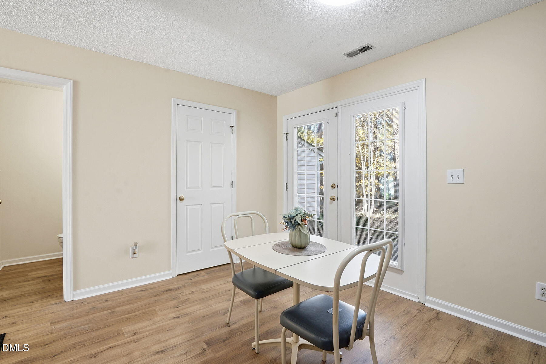 5503 Fieldcross Court Raleigh, NC 27610 - Photo 11 of 27 14-web-or-mls-5503 Fieldcross Ct-89