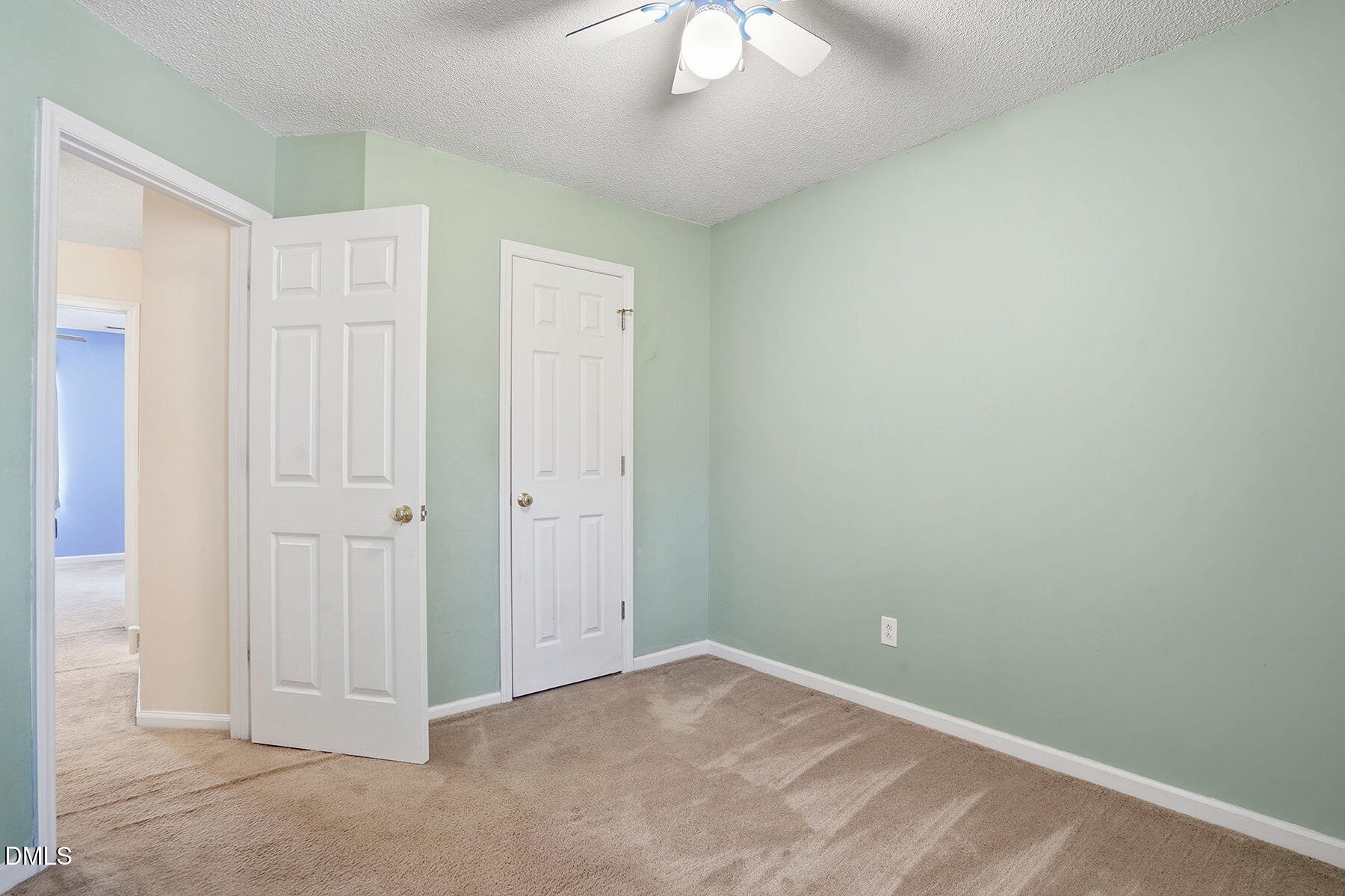 5503 Fieldcross Court Raleigh, NC 27610 - Photo 19 of 27 21-web-or-mls-5503 Fieldcross Ct-124