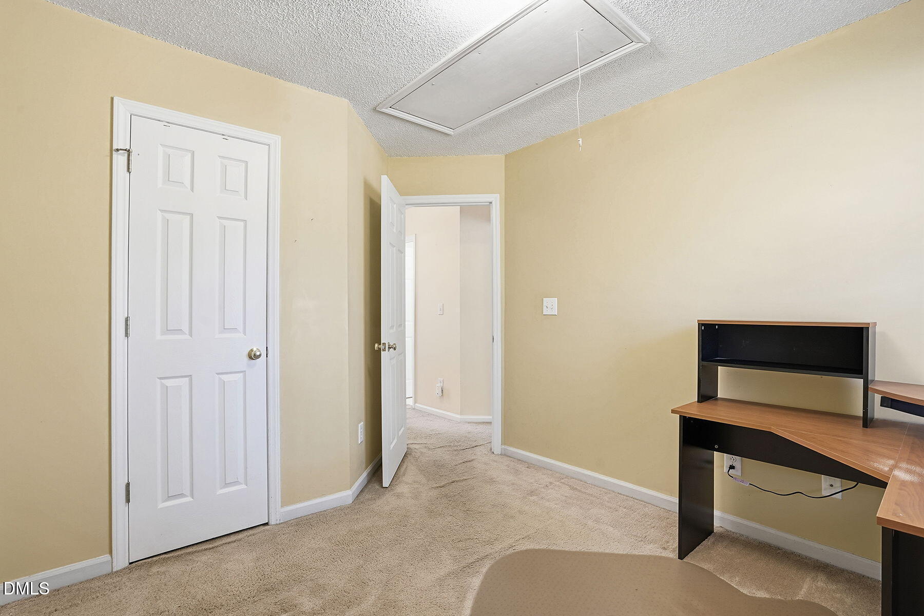 5503 Fieldcross Court Raleigh, NC 27610 - Photo 22 of 27 19-web-or-mls-5503 Fieldcross Ct-114