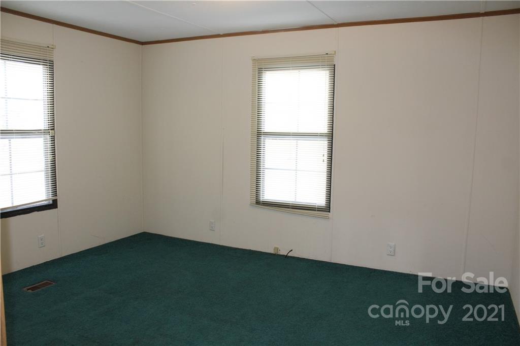 3010 High Peak Road Valdese, NC 28690 - Photo 9 of 20 Gallery Image 9