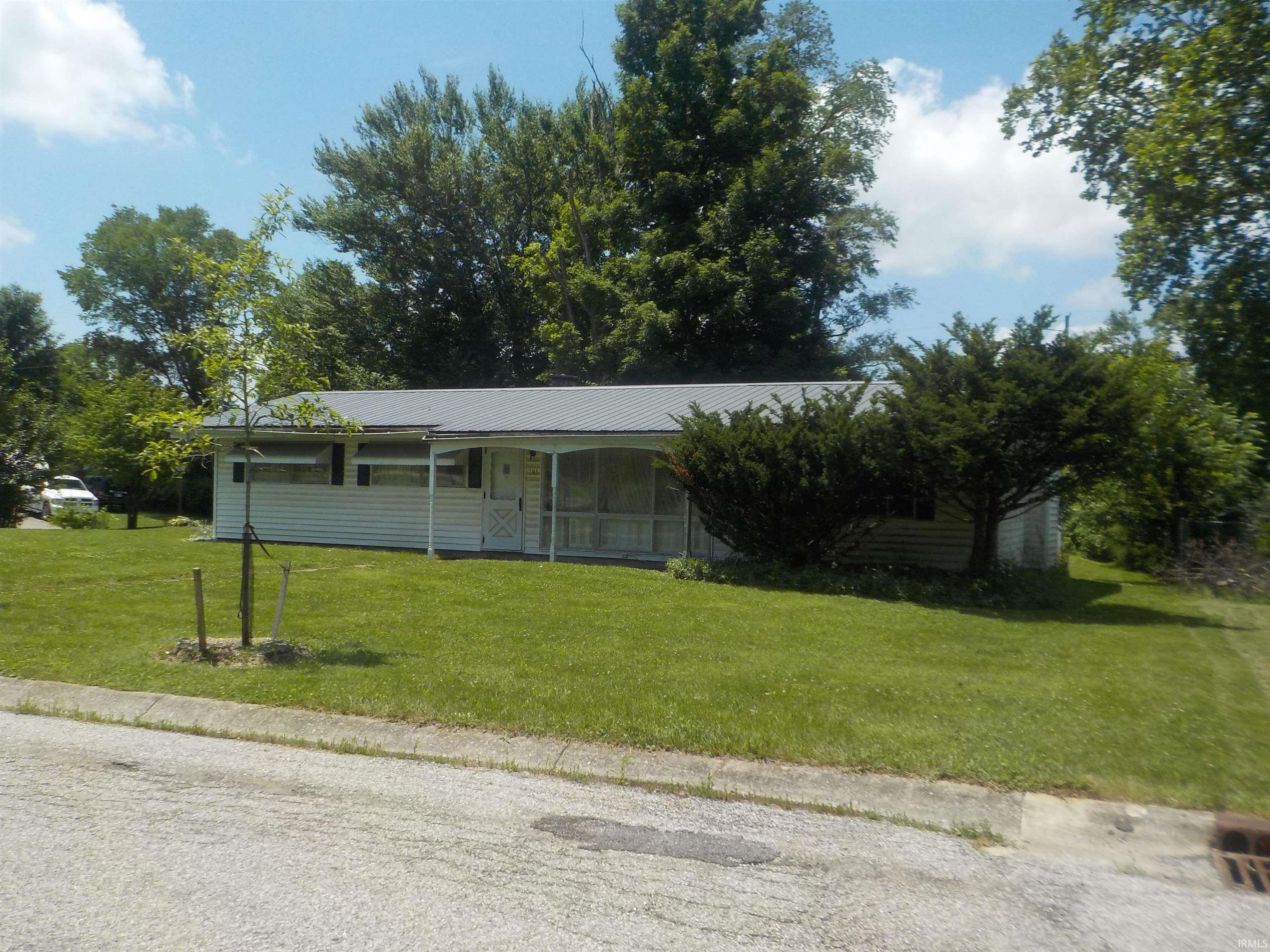 101 East Ridgeview Drive Bloomington, IN 47401 - Photo 2 of 49