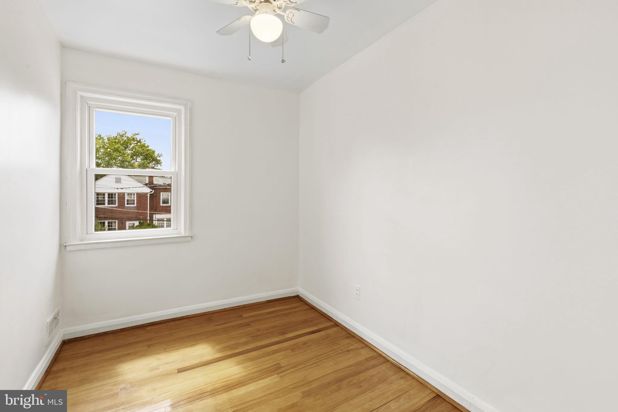 8300 Ridgely Oak Road Baltimore, MD 21234 - Photo 14 of 20