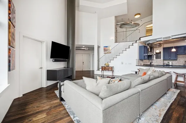 $4,500 | 5005 Hidalgo Street, Unit 601, Houston, TX 77056