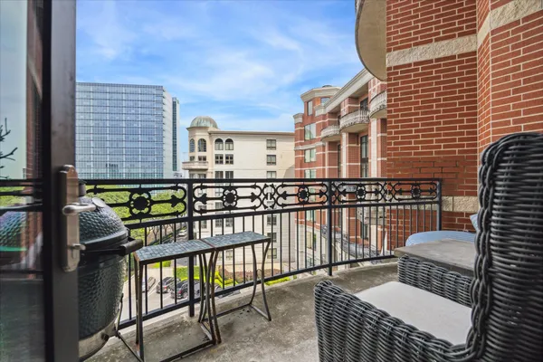 $4,500 | 5005 Hidalgo Street, Unit 601, Houston, TX 77056