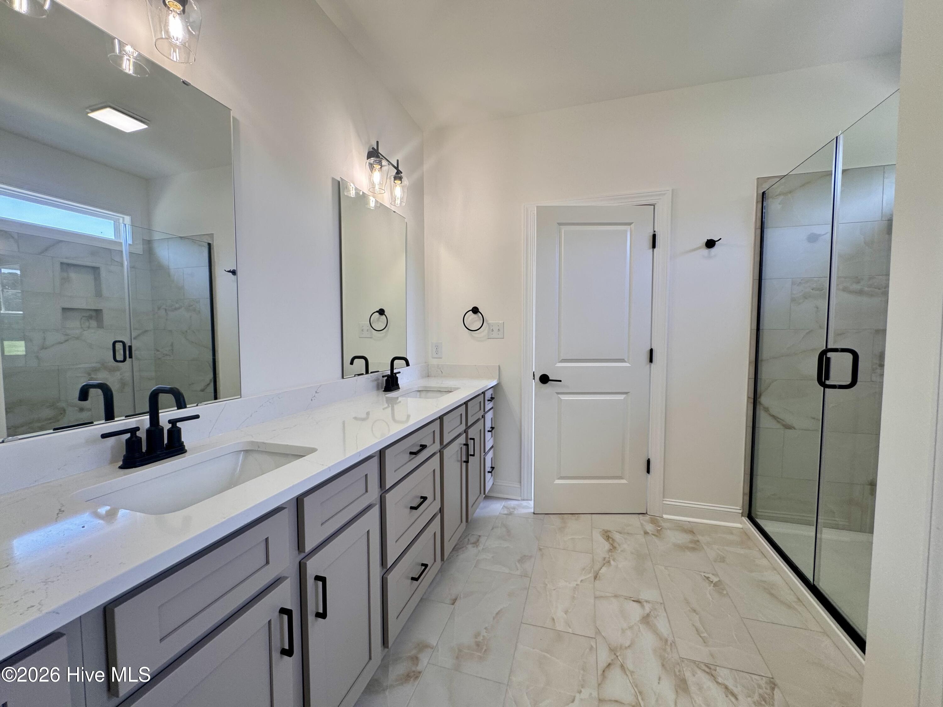 4142 Dixon Road Grimesland, NC 27837 - Photo 29 of 41 primary bath