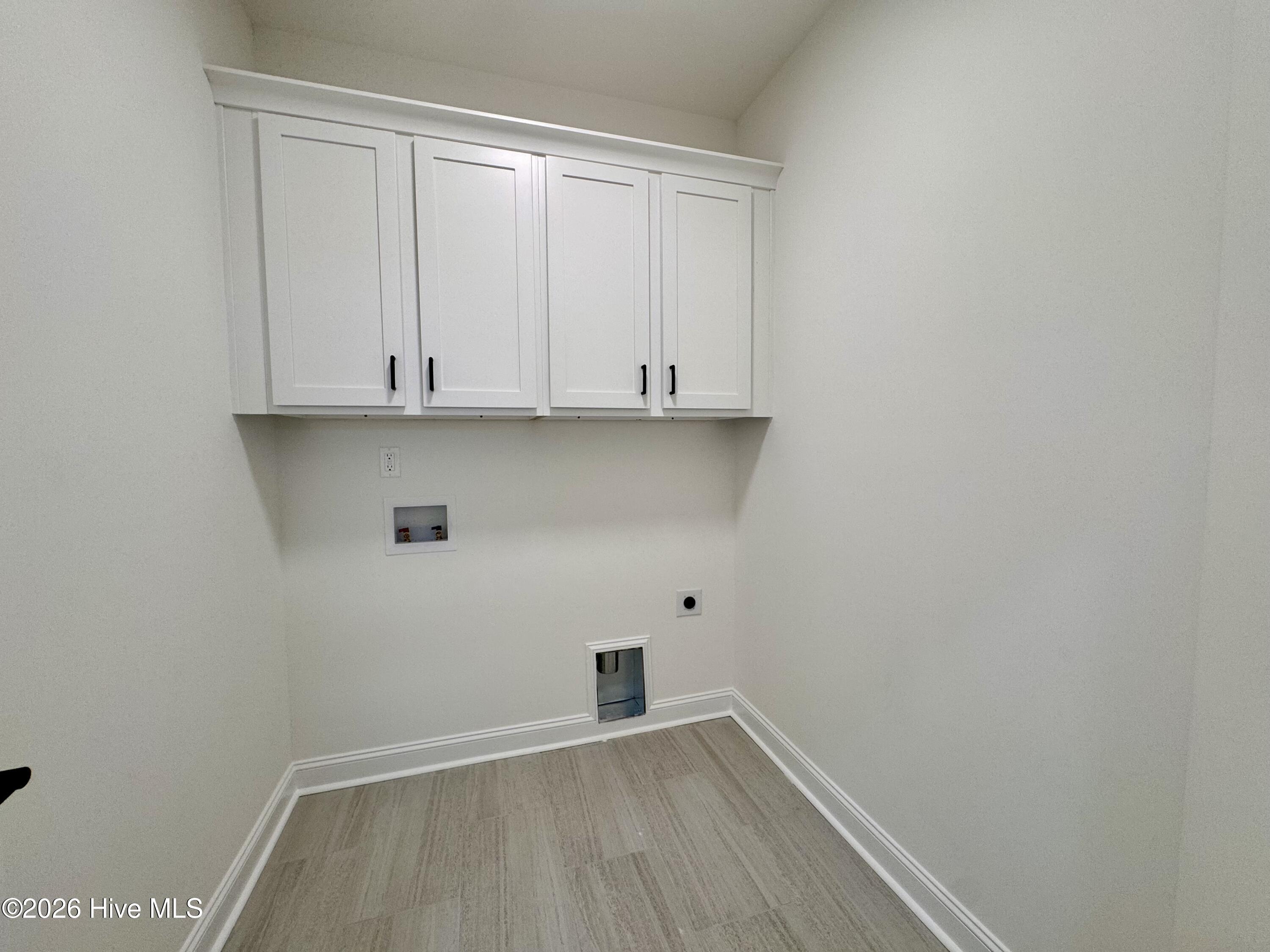4142 Dixon Road Grimesland, NC 27837 - Photo 34 of 41 laundry room