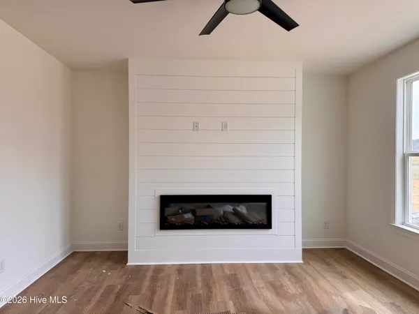 $449,900 | 4142 Dixon Road, Grimesland, NC 27837