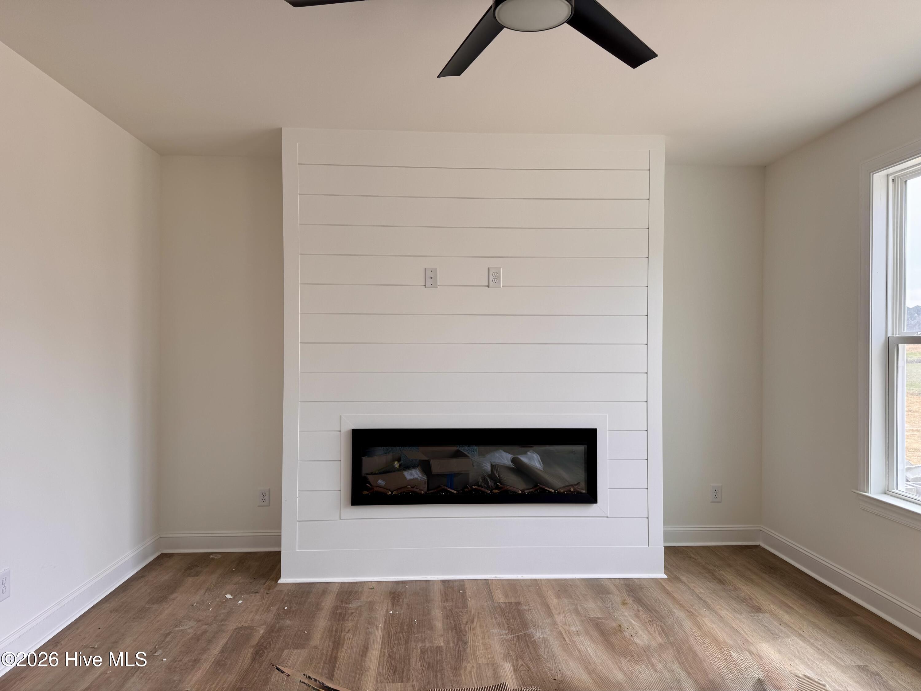 4142 Dixon Road Grimesland, NC 27837 - Photo 5 of 14 living room