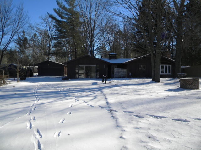 3833 Lutzke Road Beaverton, MI 48612 - Photo 2 of 23