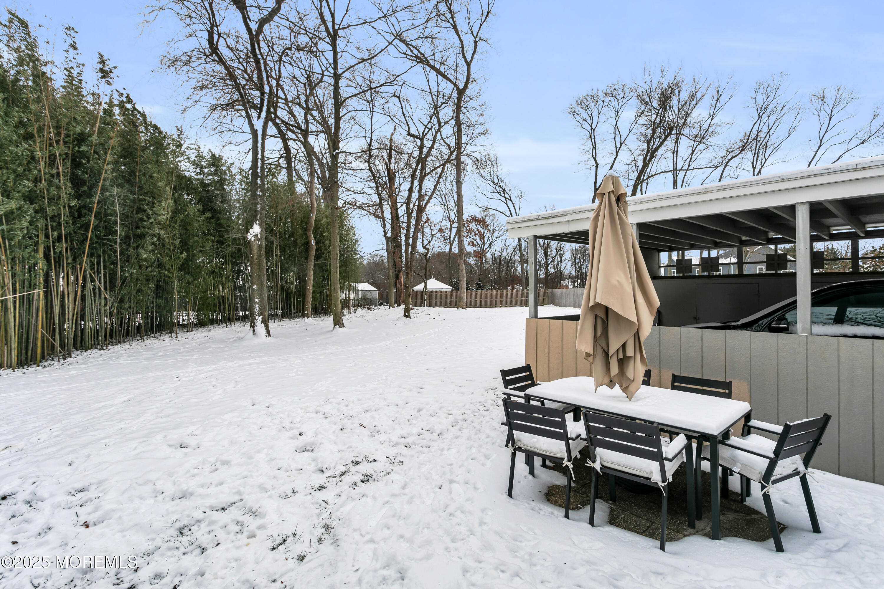 197 Oak Hill Road Red Bank, NJ 07701 - Photo 25 of 26 a view of a tables and chairs in patio