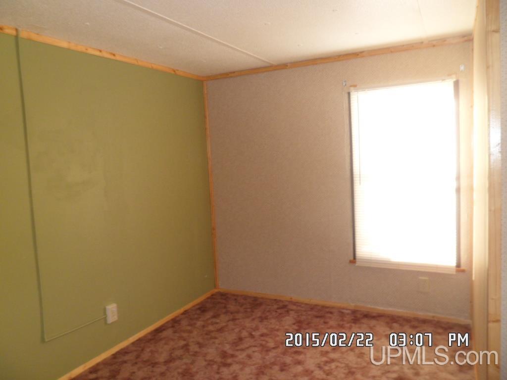 15627 North Co Road Wilson, MI 49896 - Photo 9 of 22