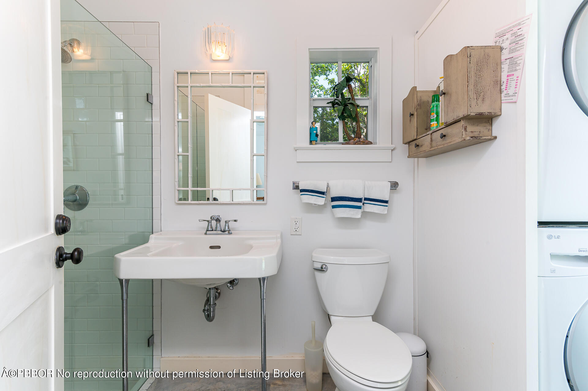 312 Puritan Road West Palm Beach, FL 33405 - Photo 19 of 27 Cottage Bathroom