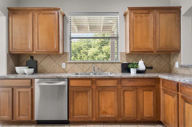 $410,000 | 1419 Stone Mountain Parkway, Savannah, TX 76227