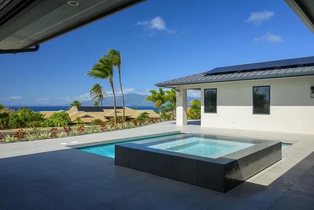 a view of outdoor space