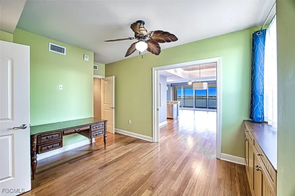 $3,200 | 2104 West First Street, Unit 1004, Fort Myers, FL 33901