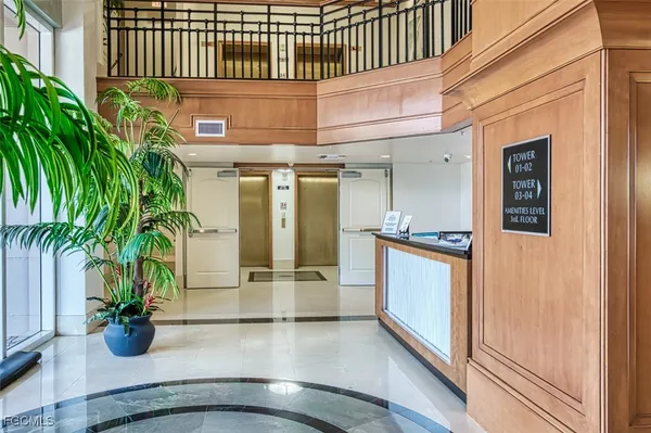 $3,200 | 2104 West First Street, Unit 1004, Fort Myers, FL 33901