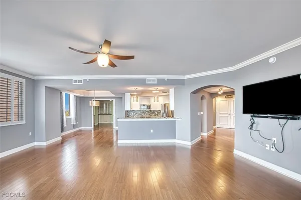 $3,200 | 2104 West First Street, Unit 1004, Fort Myers, FL 33901