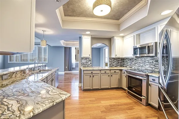 $3,200 | 2104 West First Street, Unit 1004, Fort Myers, FL 33901