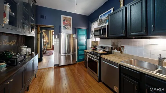 $489,000 | 3401 Pestalozzi Street, St. Louis, MO 63118