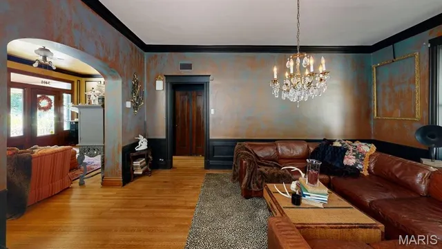 $489,000 | 3401 Pestalozzi Street, St. Louis, MO 63118