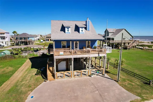$550,000 | 862 Gregory, Port Bolivar, TX 77650