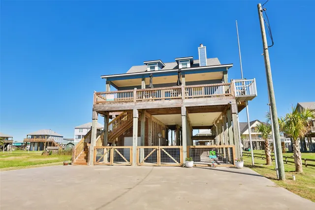 $550,000 | 862 Gregory, Port Bolivar, TX 77650