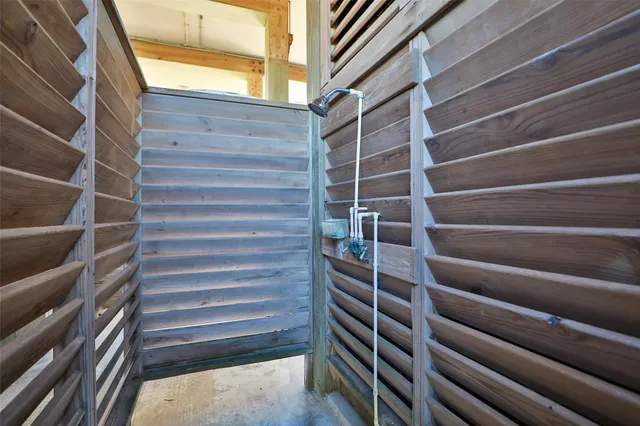 $550,000 | 862 Gregory, Port Bolivar, TX 77650