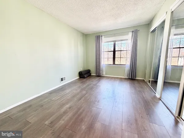 $2,300 | 21 Joyner Court, Lawrenceville, NJ 08648