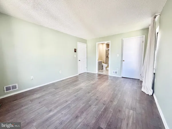 $2,300 | 21 Joyner Court, Lawrenceville, NJ 08648