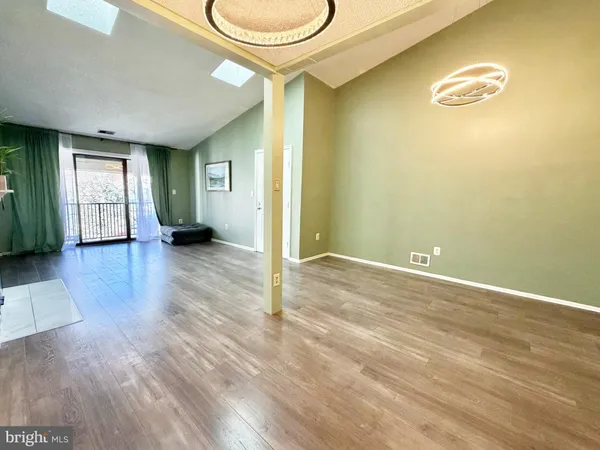 $2,300 | 21 Joyner Court, Lawrenceville, NJ 08648