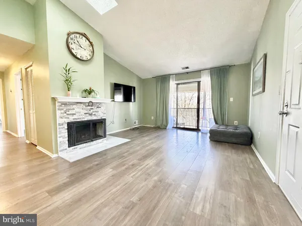 $2,300 | 21 Joyner Court, Lawrenceville, NJ 08648