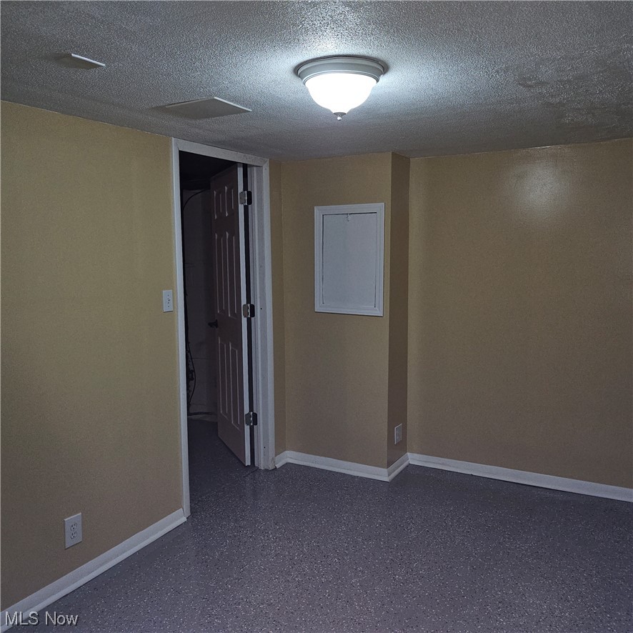 1643 Overbrook Road Cleveland, OH 44124 - Photo 15 of 21 office in lower level