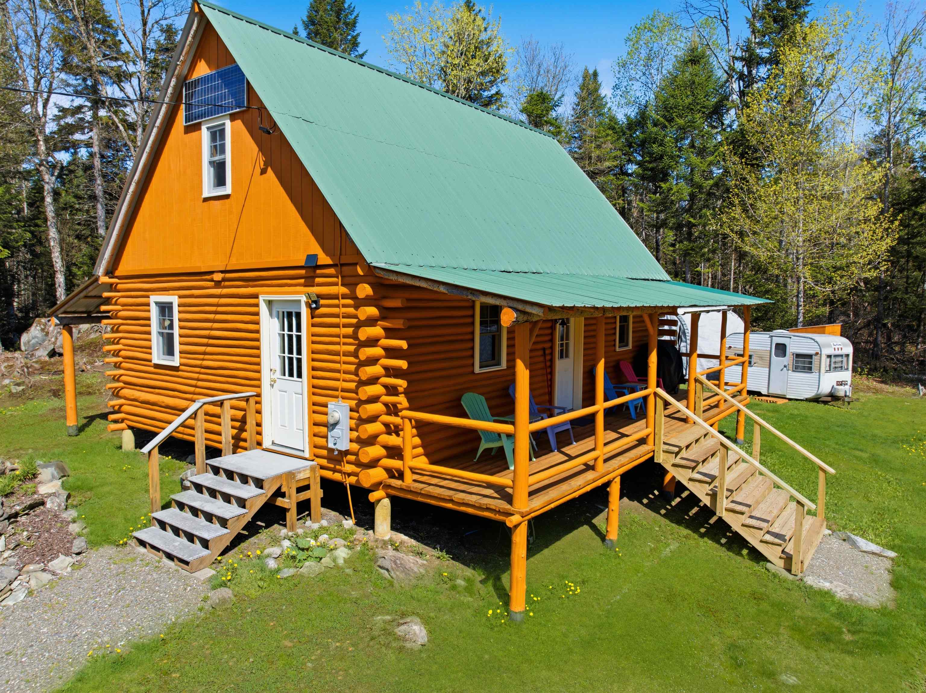 505 Hill Road Pittsburg, NH 03592 - Photo 4 of 49